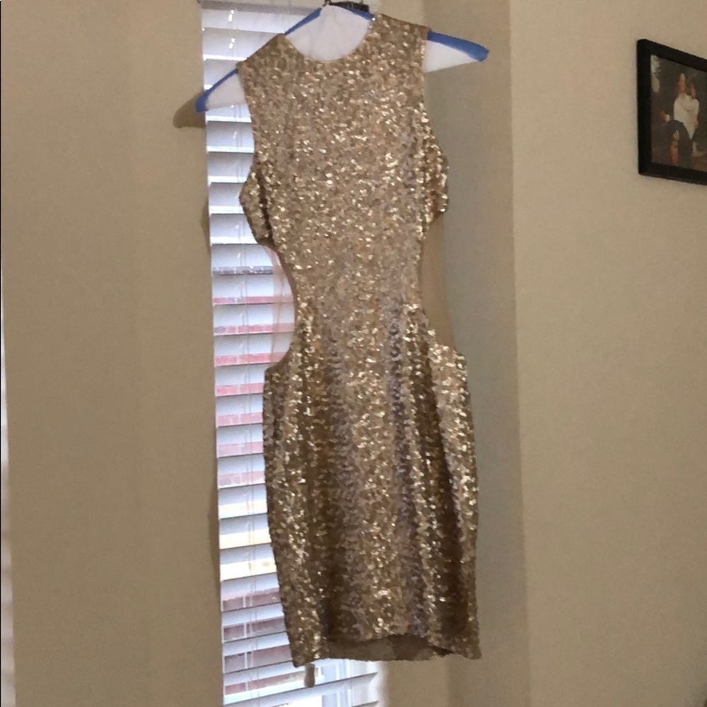 Dress the Population gold sequin dress